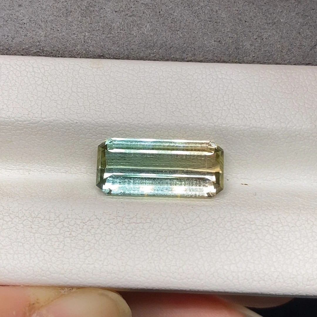 6.095克拉天然全净满火彩西瓜碧玺未镶嵌碧玺