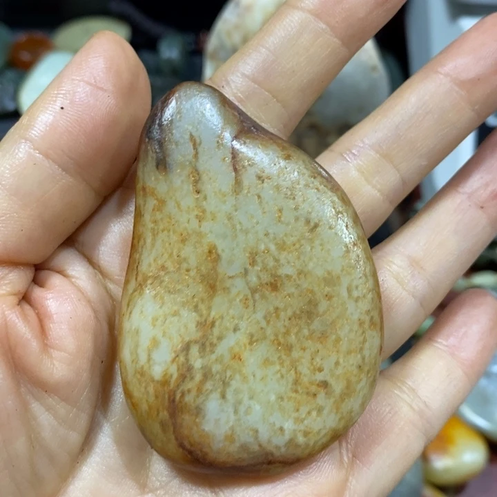 未镶嵌和田玉（糖玉）挂件