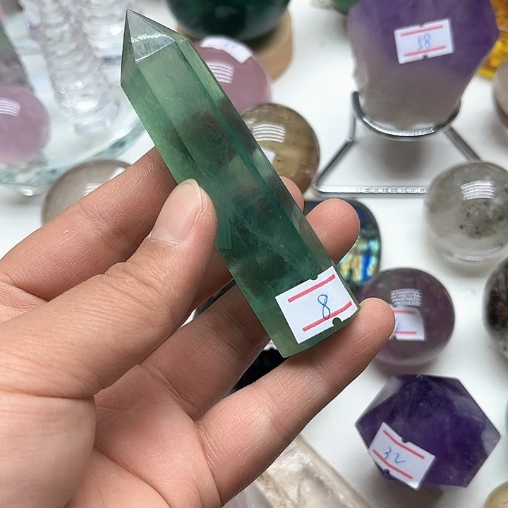 80克萤石柱未镶嵌萤石黎*