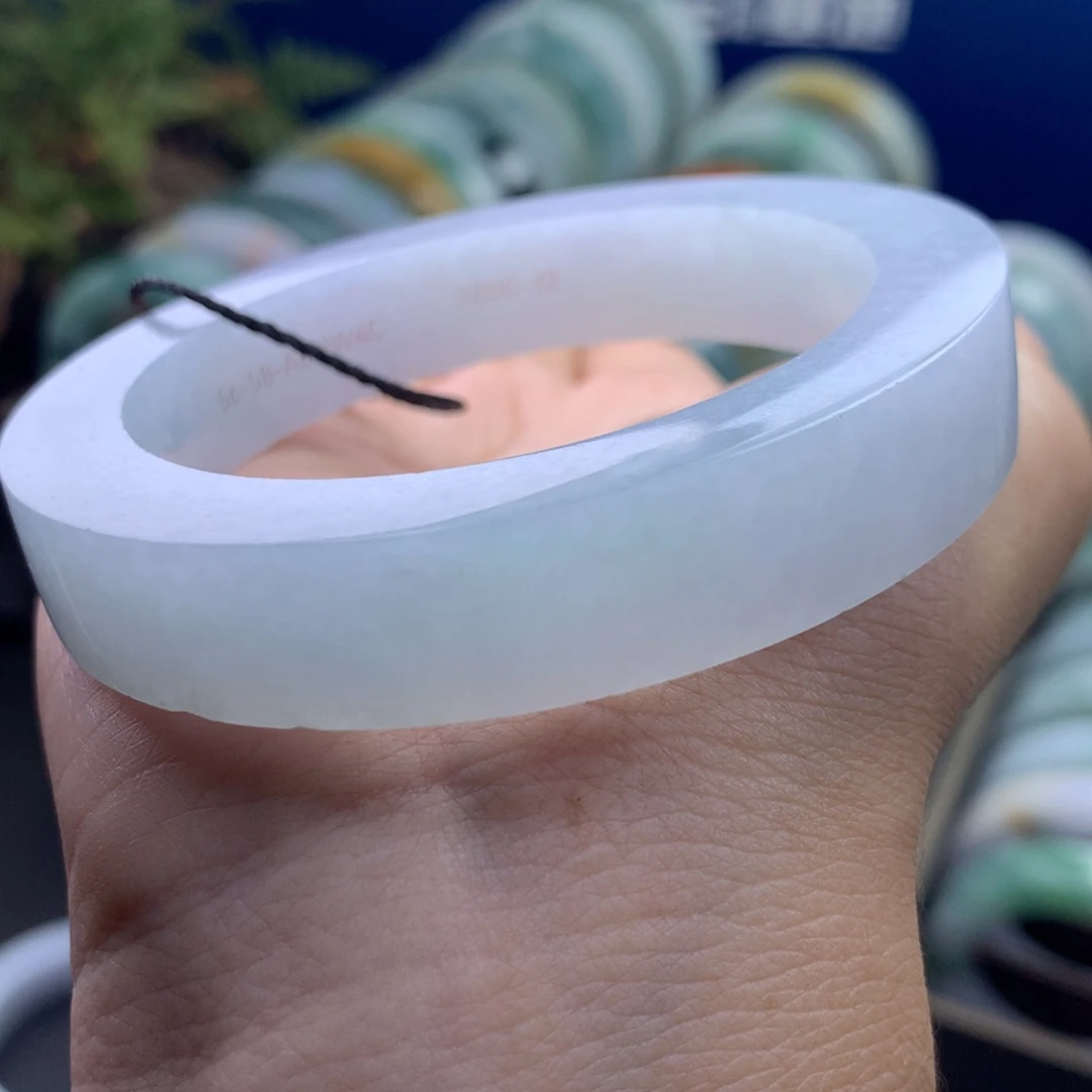 定制翡翠未镶嵌手镯不退不换正圈