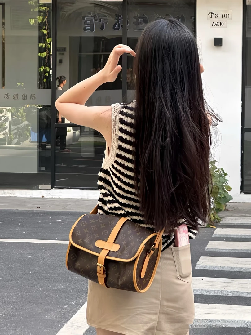 95新 LouisVuitton/路易威登 修复品LV老花小号腰鼓包斜挎包