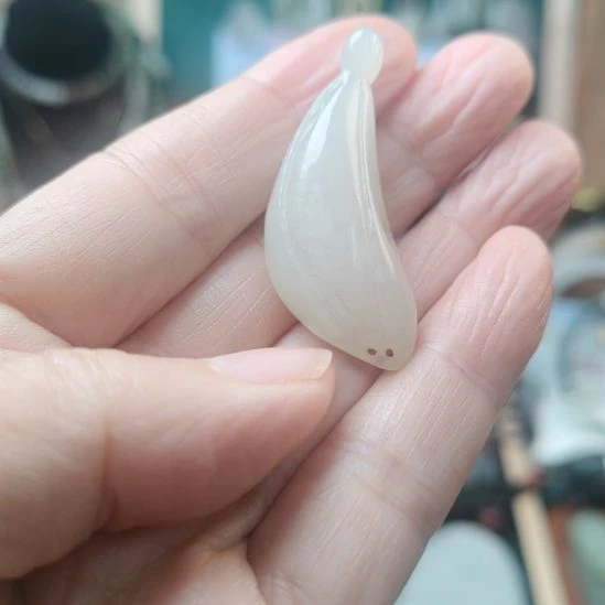 和田玉未镶嵌挂件