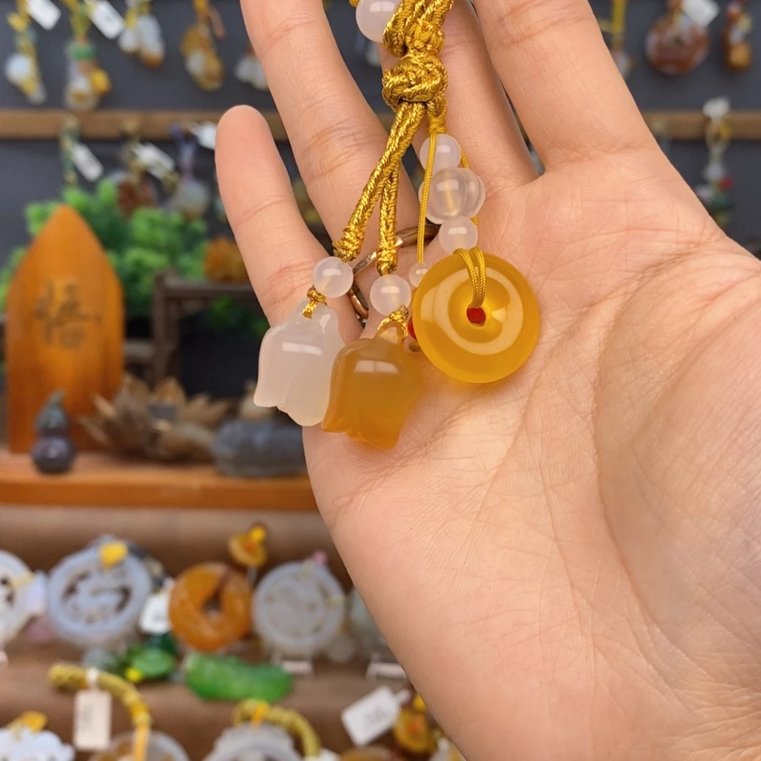 玛瑙/玉髓车挂未镶嵌666666