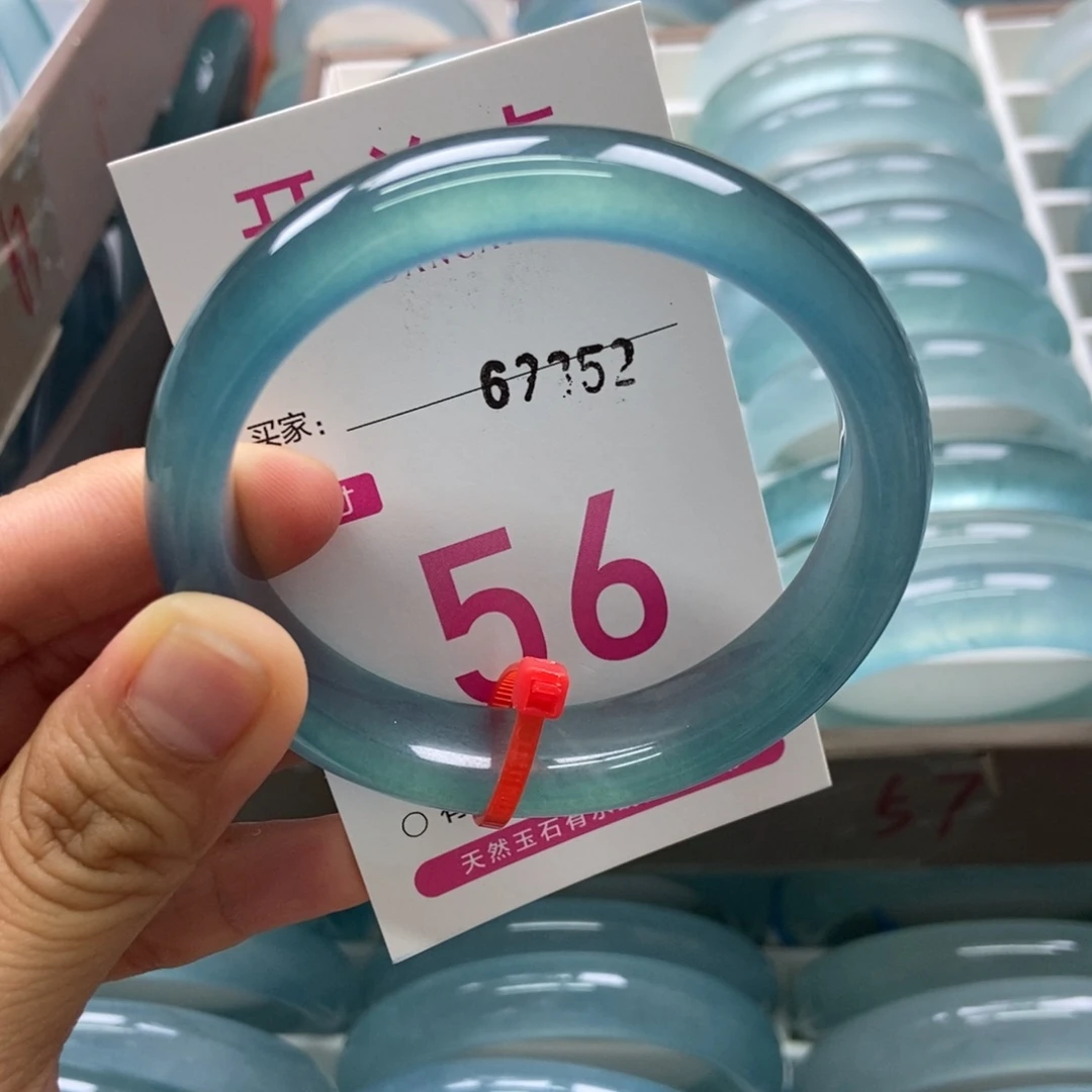 未镶嵌手镯石英质玉0****玲