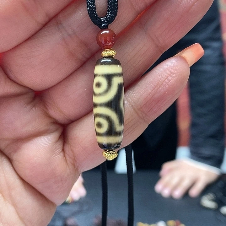 玛瑙/玉髓颈饰合金