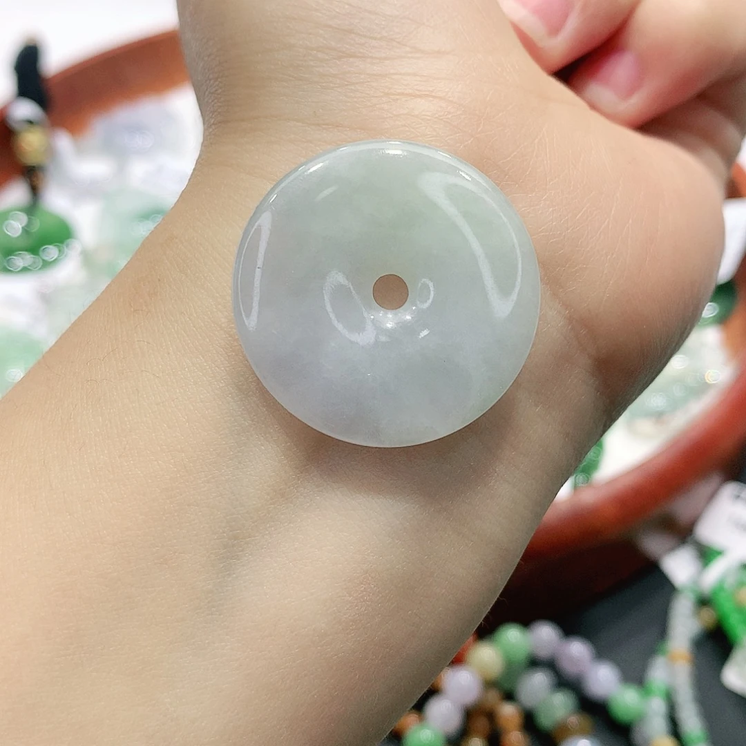 翡翠未镶嵌颈饰缅甸天然翡翠