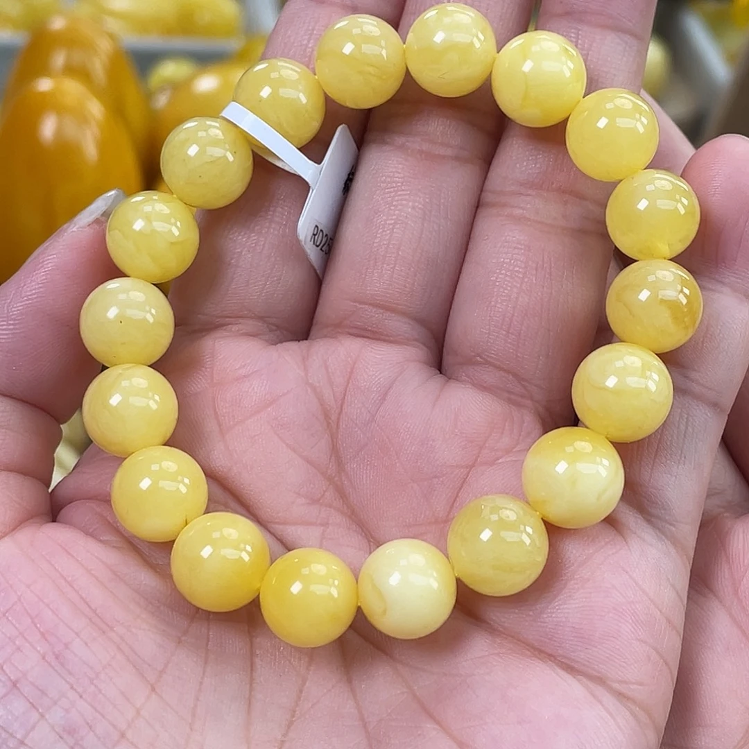 琥珀未镶嵌裸石微瑕h42