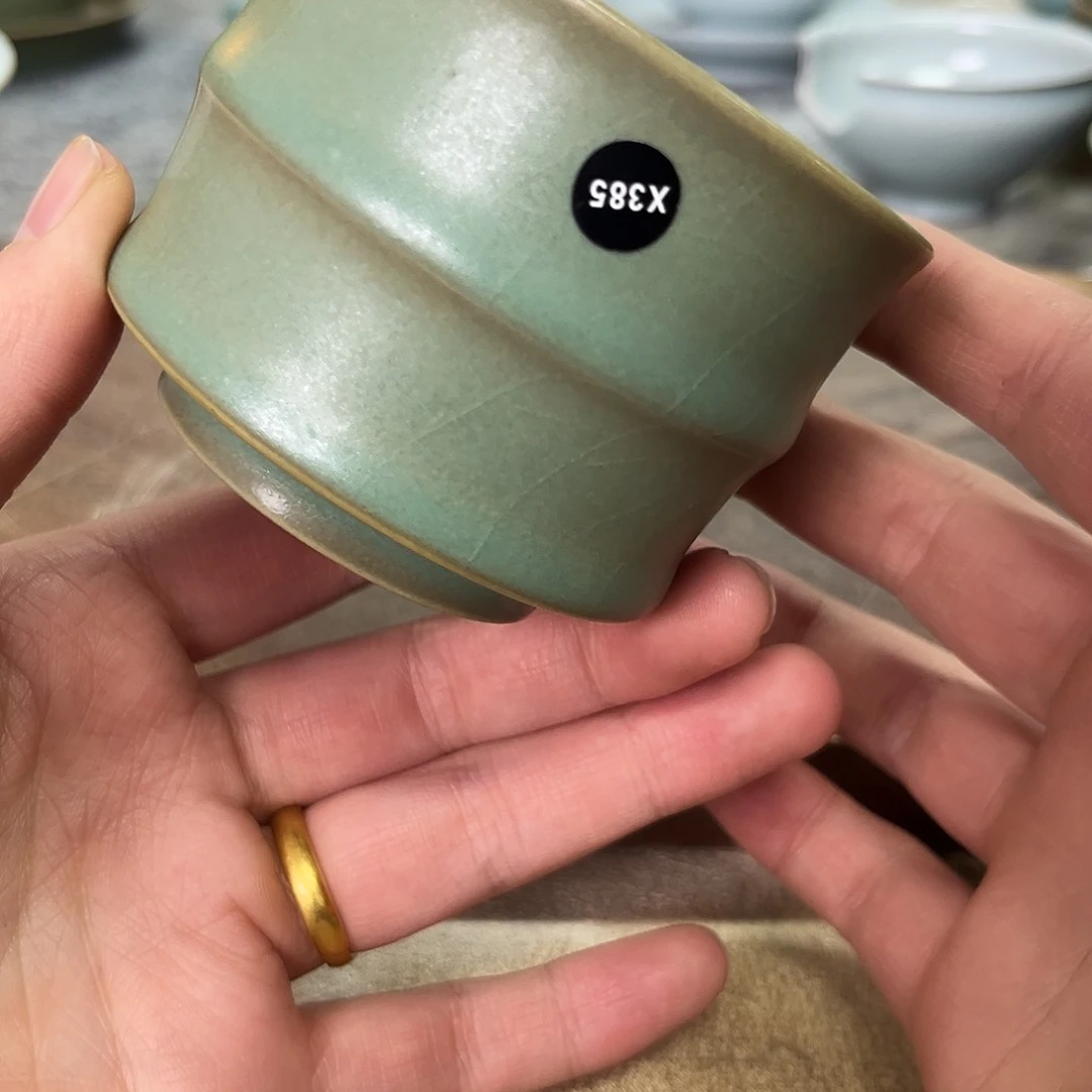 杯仿古老绿釉。。。。x385微瑕