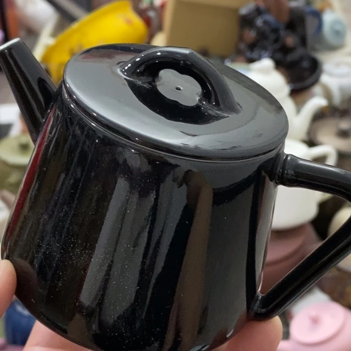 陶瓷艺术品及陶瓷壶