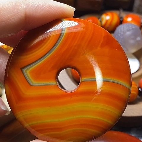 未镶嵌颈饰玛瑙/玉髓