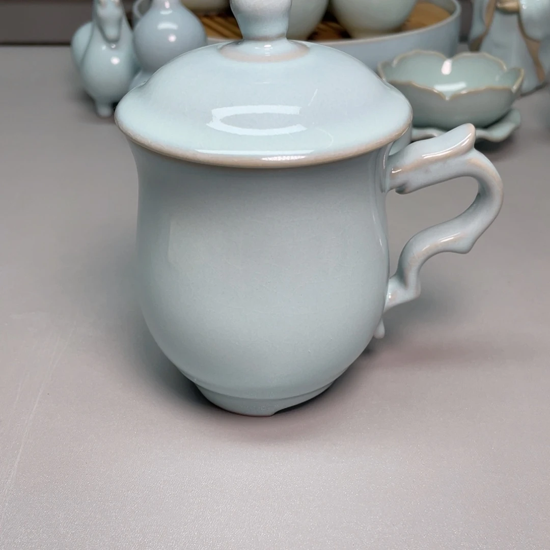 往***期瓷天青色张君老师办公杯