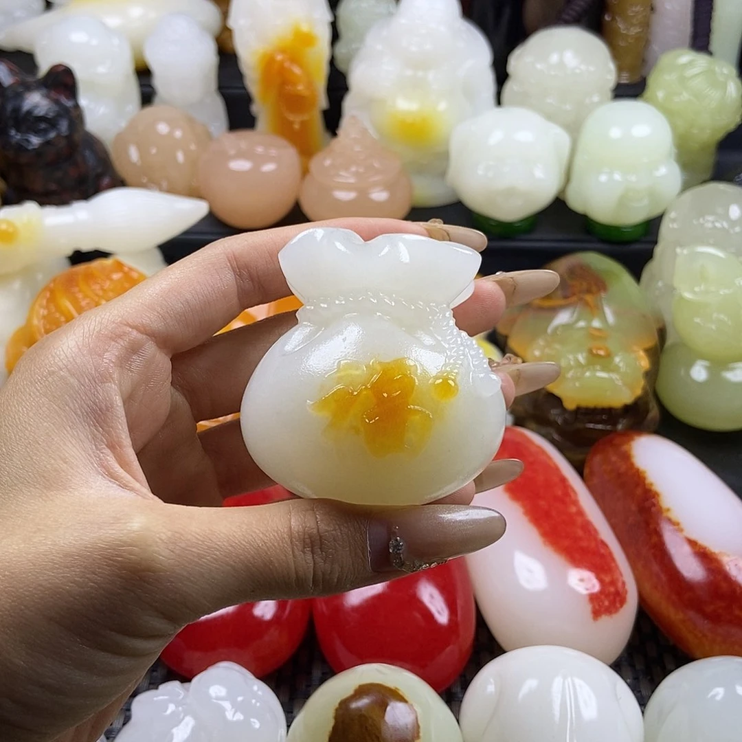 无花朵原石雕刻把件 福袋
