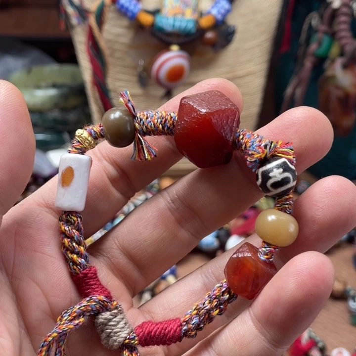 玛瑙/玉髓颈饰未镶嵌