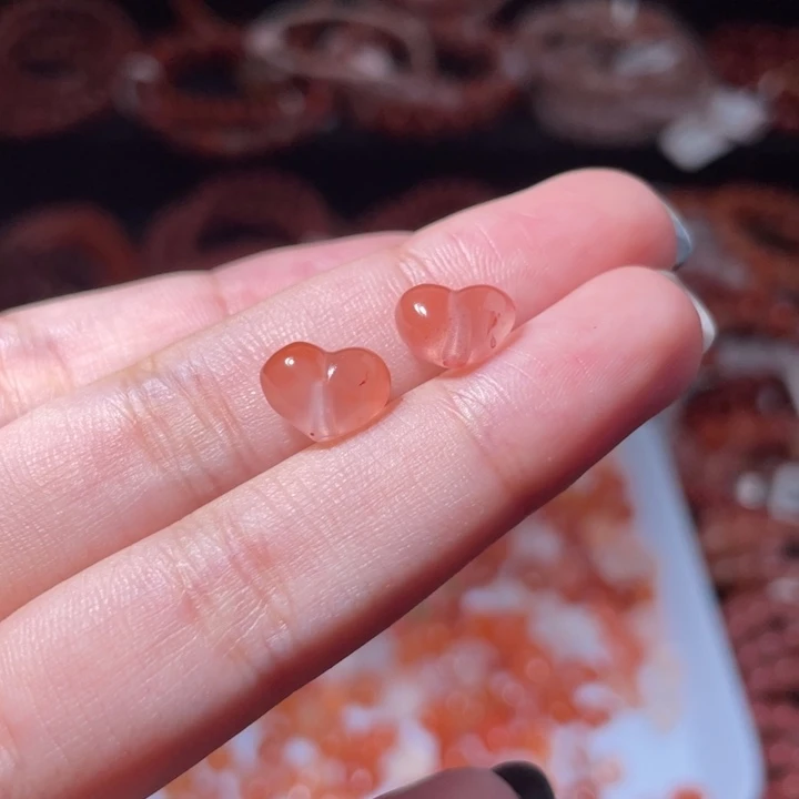 南红玛瑙未镶嵌屁桃2016