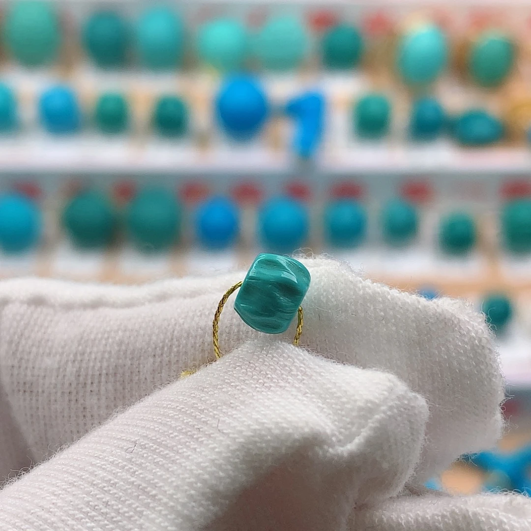 绿松石未镶嵌珠宝奇石6