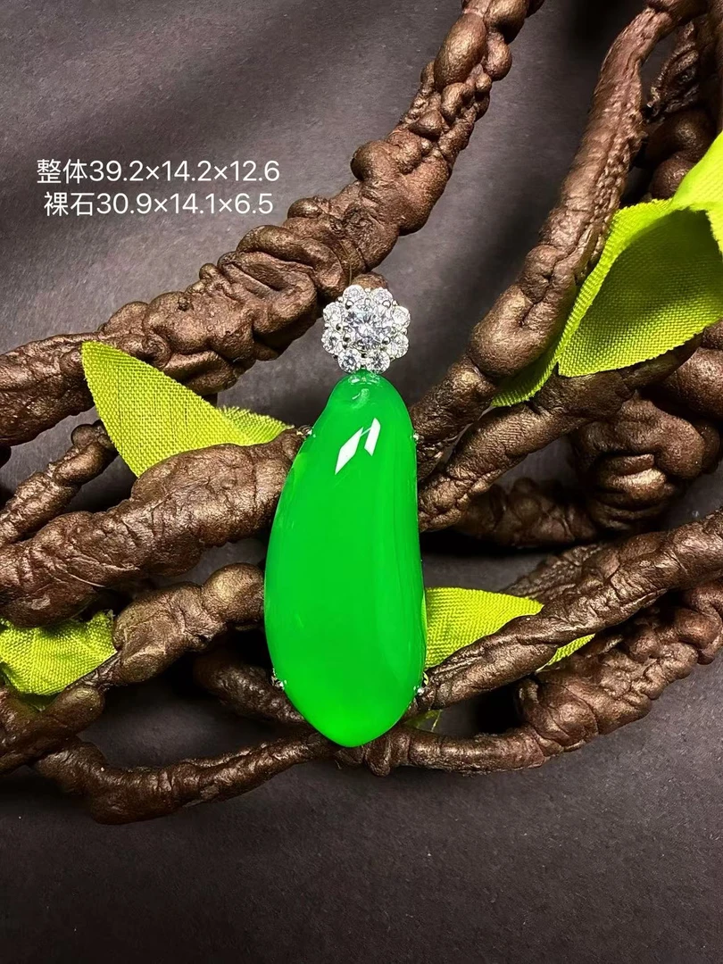 天然玉髓福瓜时尚帝王绿吊坠925银镶嵌