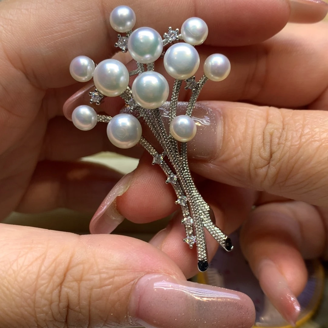 未镶嵌胸饰淡水珍珠