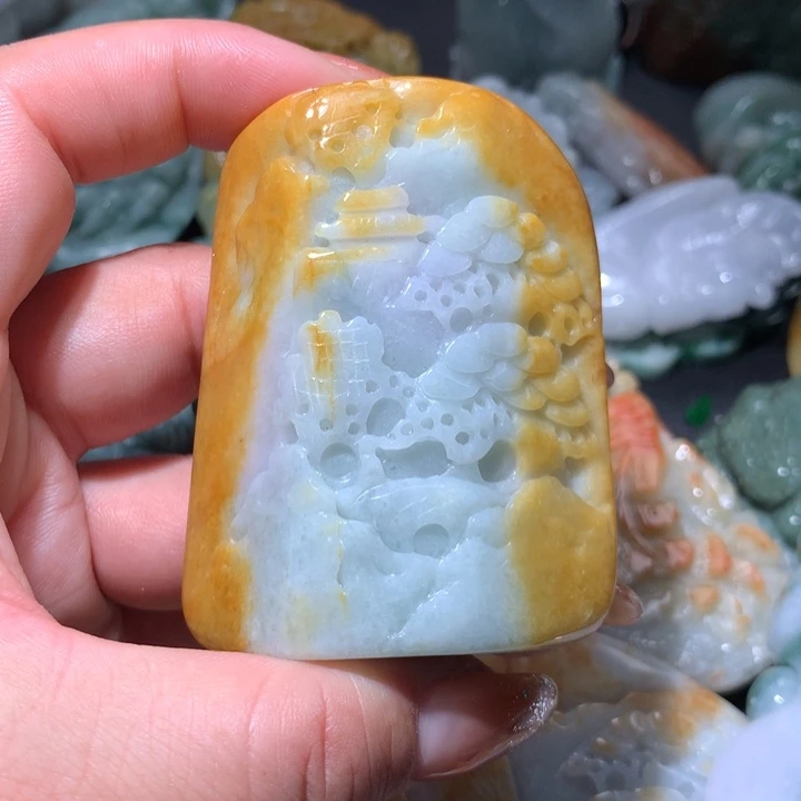 翡翠未镶嵌颈饰保真天然A货翡翠