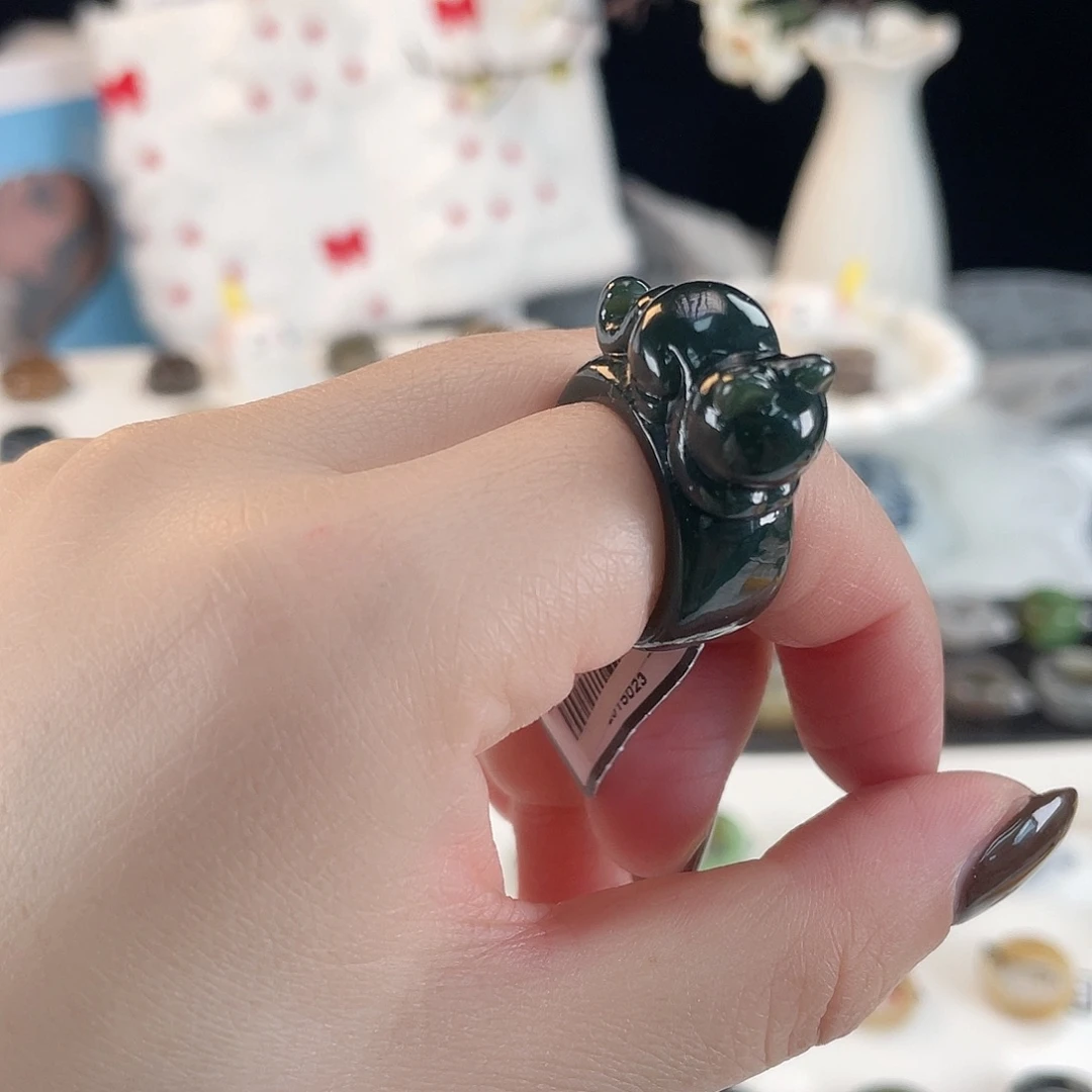 和田玉未镶嵌戒指Y17趴趴猫18.2不退换