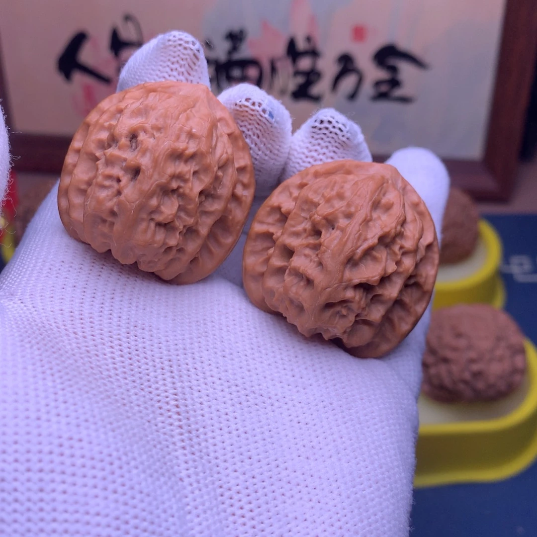 文玩核桃把件37野狼