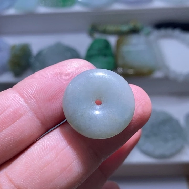 【闪购商品】翡翠未镶嵌颈饰1111111111