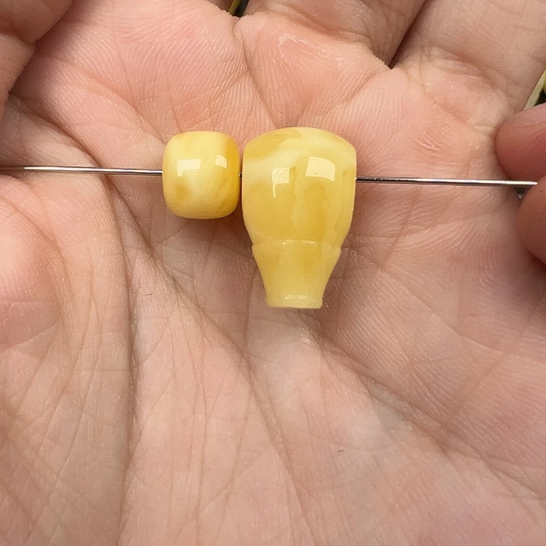 另***沙蜜蜡未镶嵌吊坠(不含链)