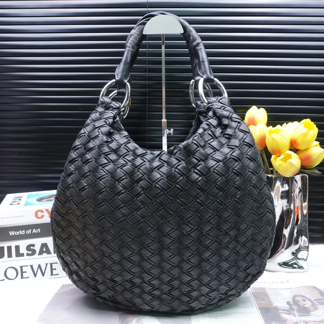 95新 MIU MIU/缪缪 单肩包/T20285521