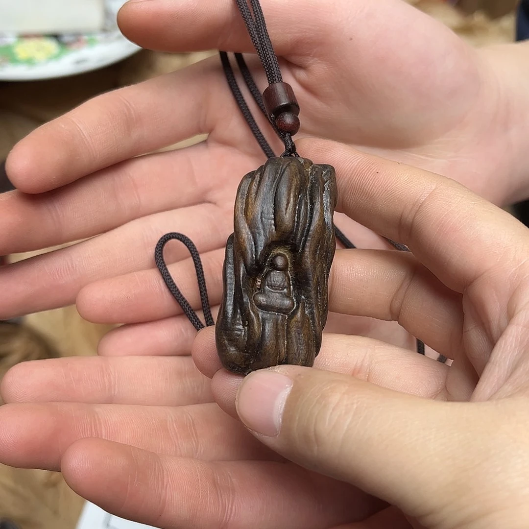 大叶紫檀（黑酸枝木类）