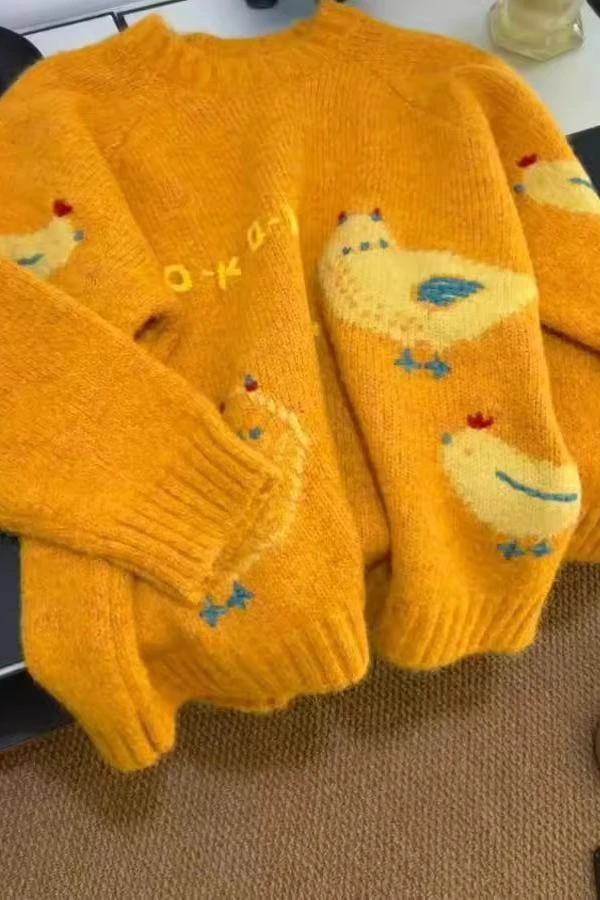 【小黄鸡】韩系复古软糯黄色毛衣女高级感超好看慵懒风圆领卡通上衣