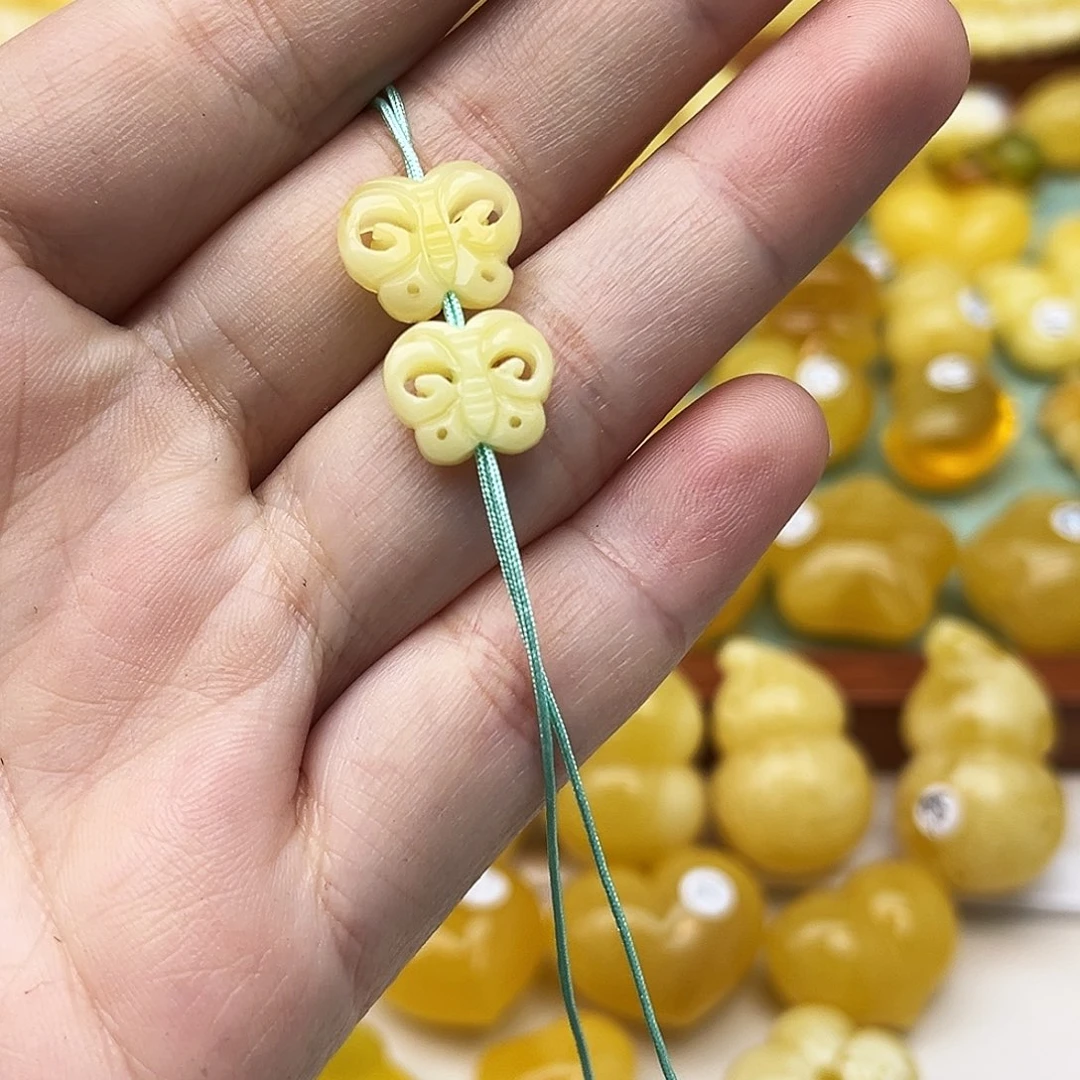 蜜蜡未镶嵌裸石天然