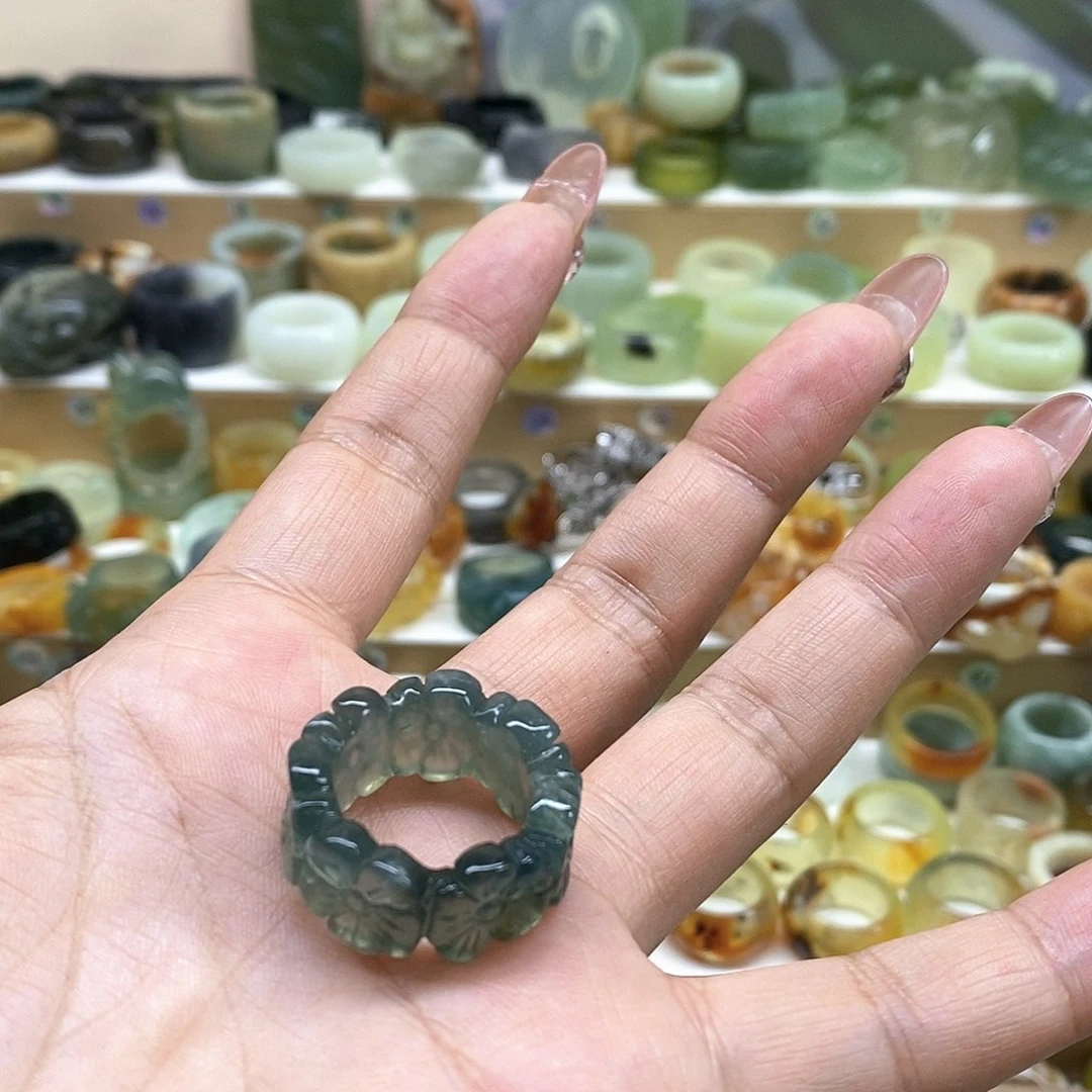 岫玉未镶嵌天然玉石佳**儿