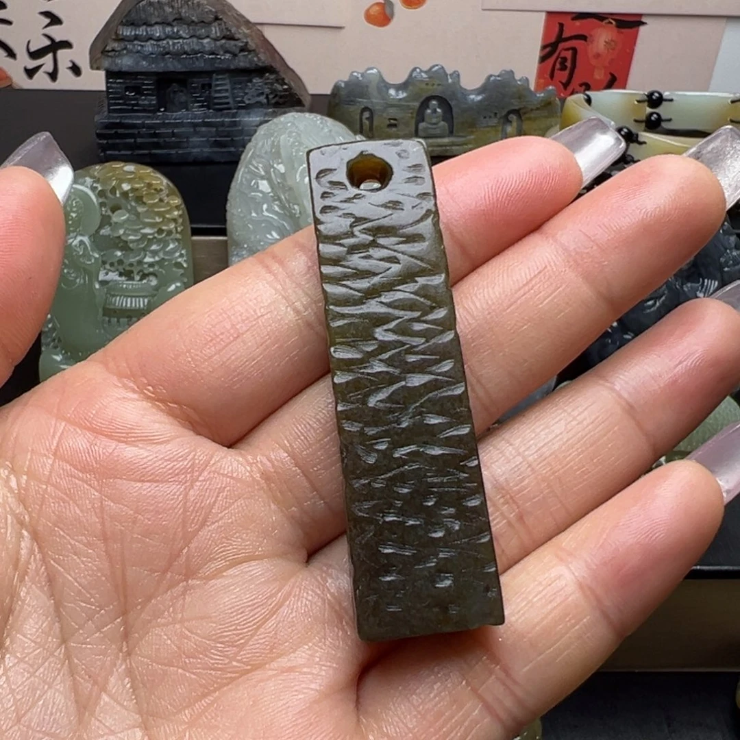 和田玉颈饰未镶嵌芙**莲