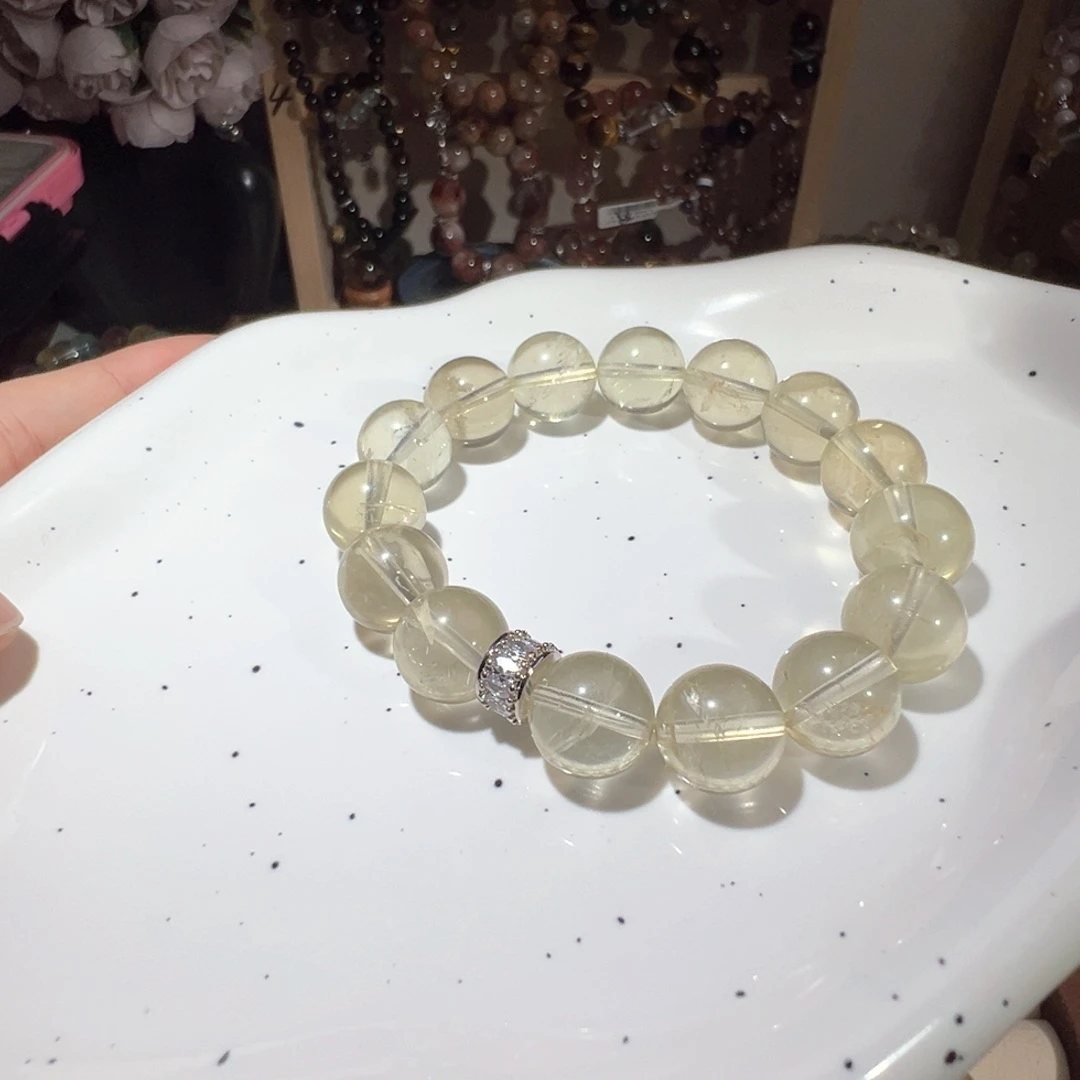 水晶手绳未镶嵌啊哦