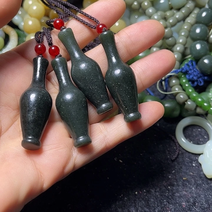 和田玉未镶嵌手串