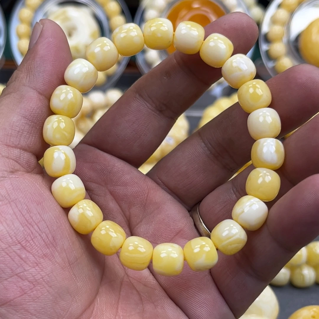 用***2琥珀未镶嵌手串同料粉橘9.8mm