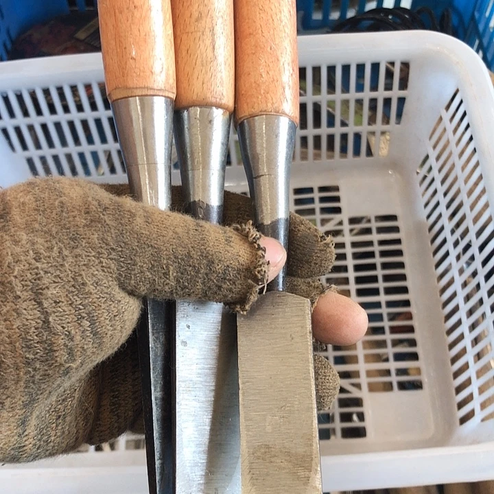 揭***茶厚款五金工具工艺