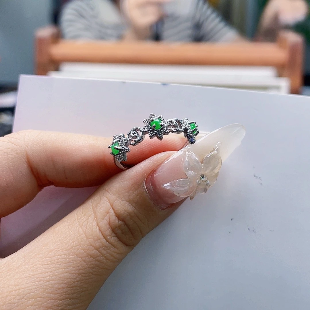 翡翠未镶嵌颈饰天然翡翠Ａ货