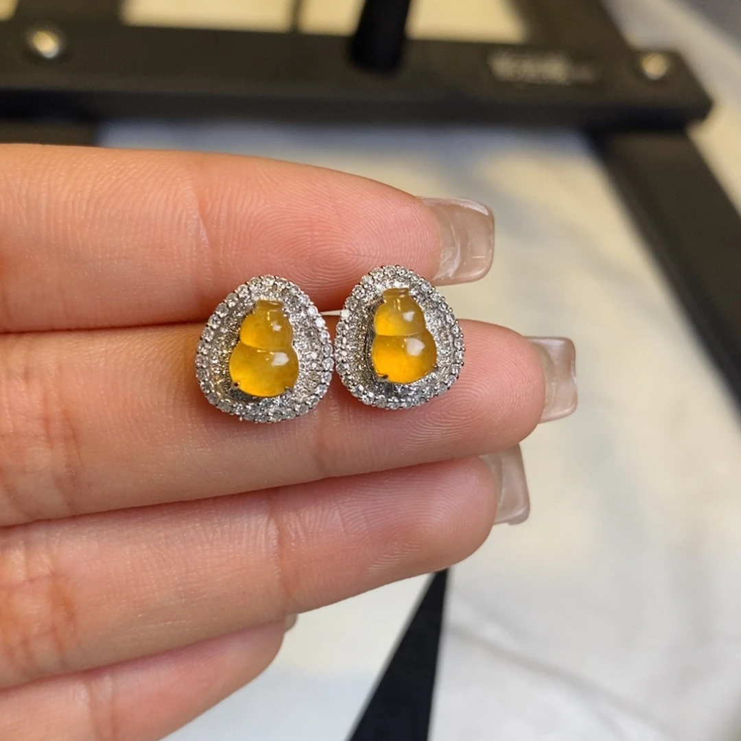 翡翠耳饰18K金镶嵌设计款葫芦耳钉