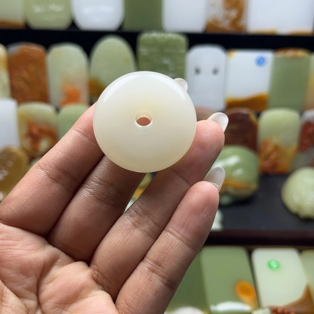 天然玉石平安扣吊坠