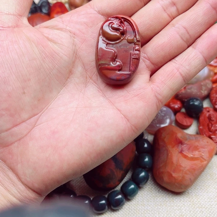 未镶嵌仿古马牌子玛瑙/玉髓