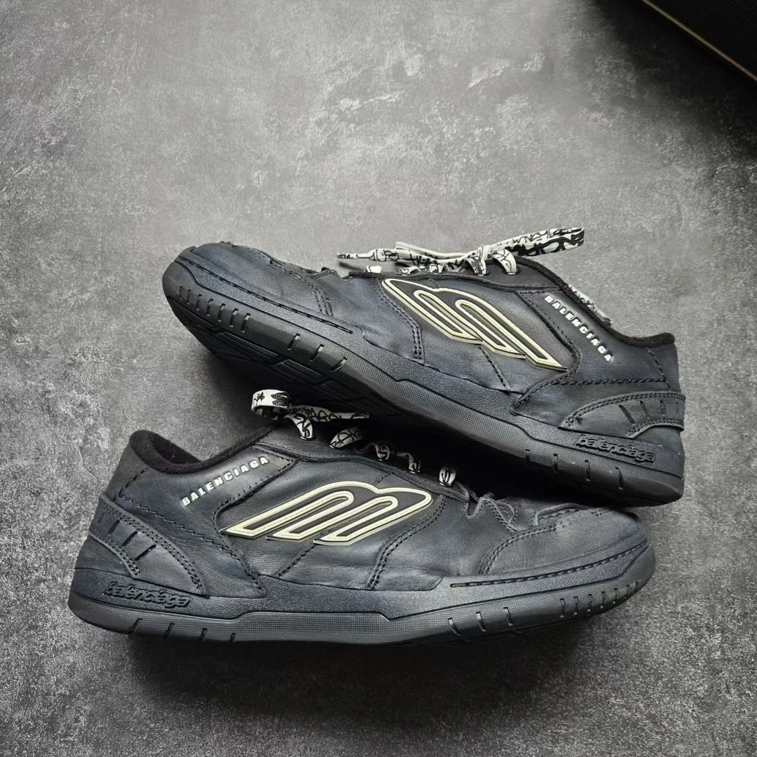 99新 Balenciaga/巴黎世家 41码 HAMPTONS 黑 鞋