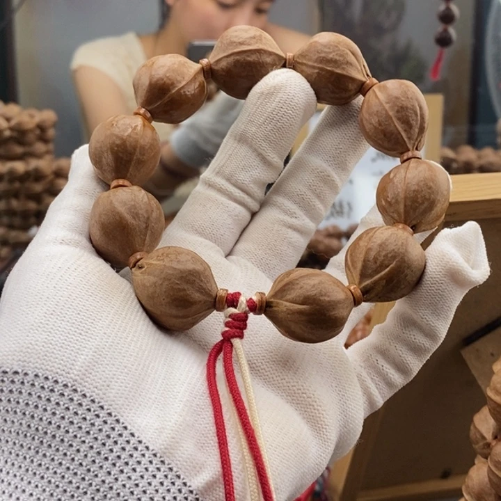 手串橄榄核白****゛梅林铁