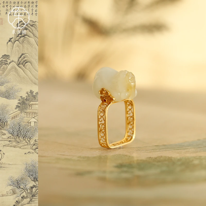 东方俪DOFUNLY【柳花明】和田玉貔貅18K金戒指设计款TYJZ云窗