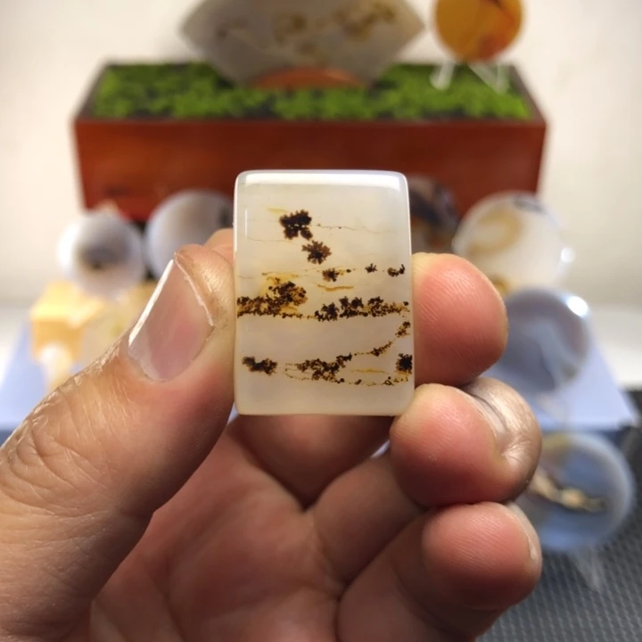 玛瑙/玉髓合金颈饰