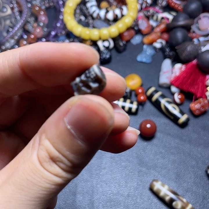石***家玛瑙/玉髓未镶嵌珠宝半成品