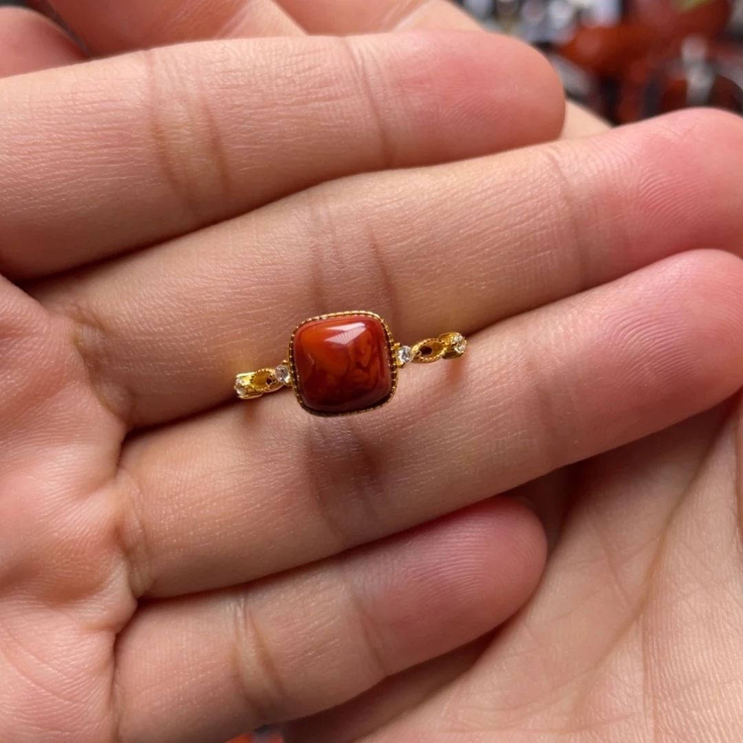 【闪购商品】银S925镶嵌方糖戒指南红玛瑙
