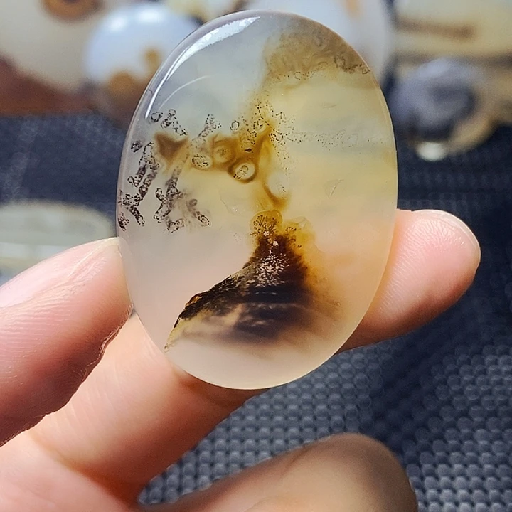 玛瑙/玉髓未镶嵌珠宝半成品