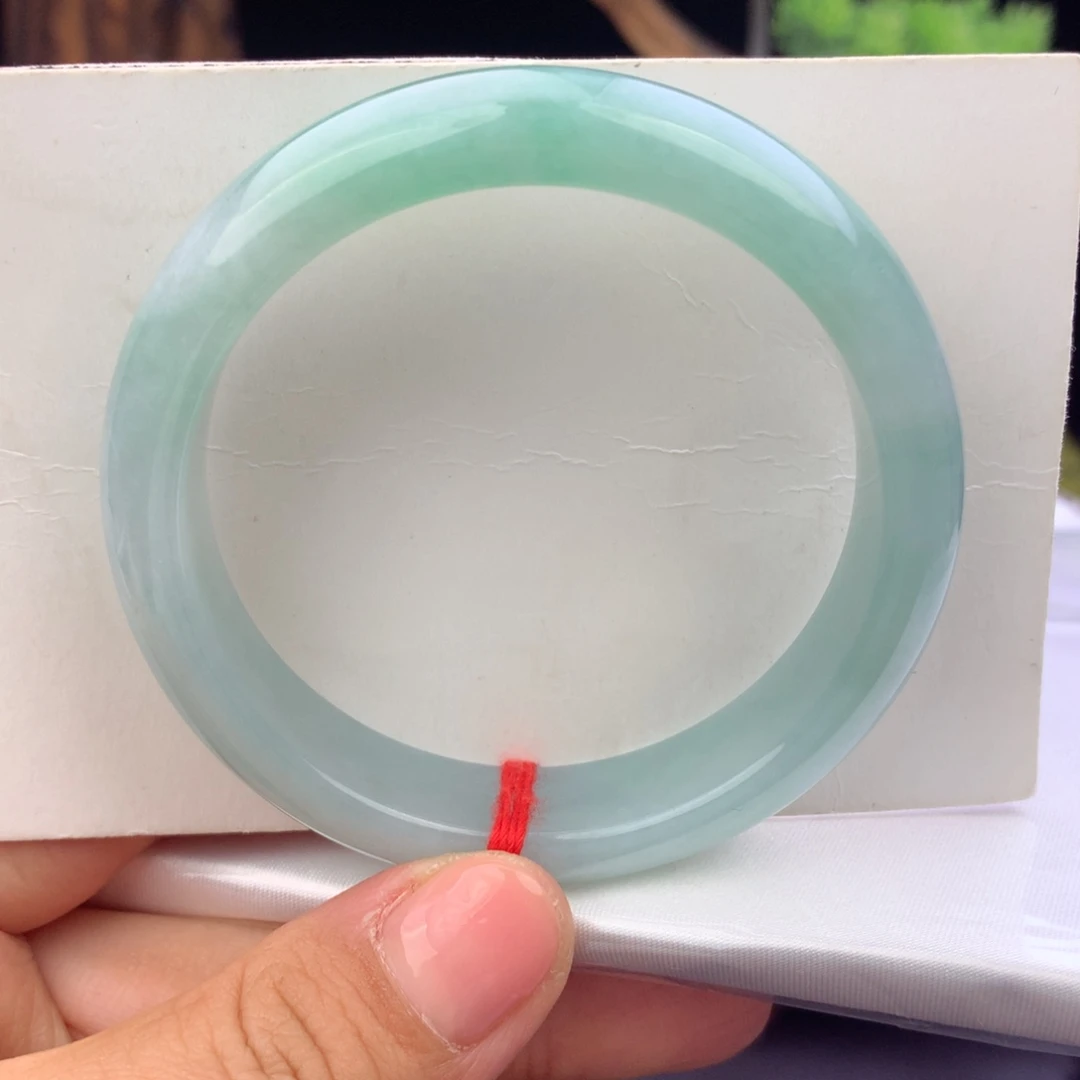 未镶嵌手镯翡翠纯天然