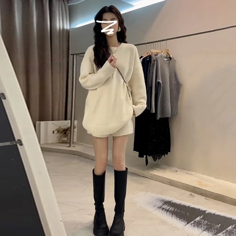 针织毛衣白色连衣裙子女秋冬季大衣内搭高级感穿搭配一整套装开春