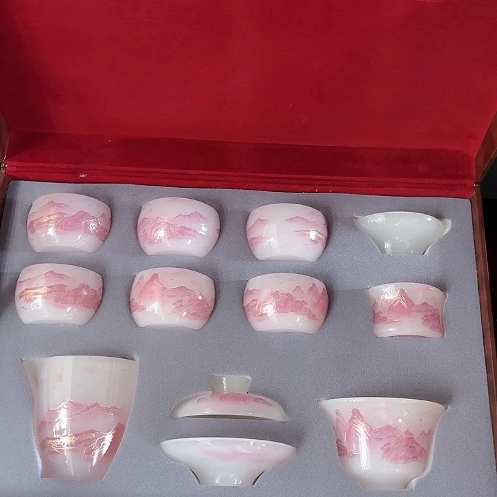 孤品茶具套装等等。